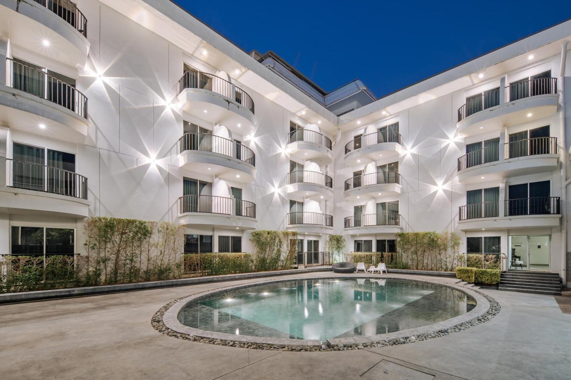 Mittapan Hotel Kanchanaburi Exterior foto